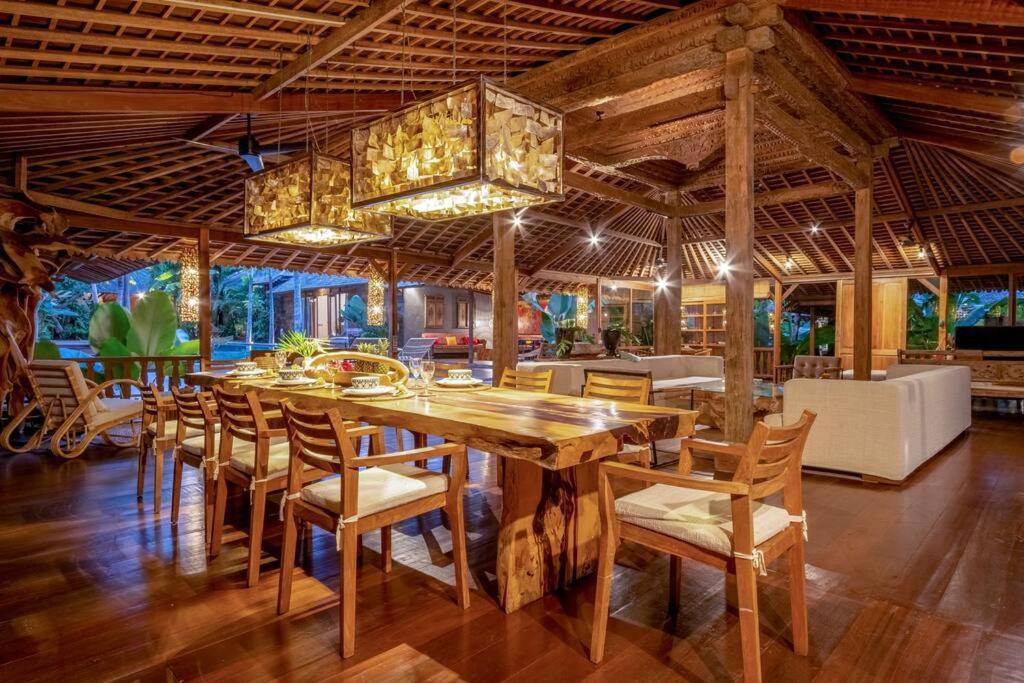 Secret River Villa - Luxury Villa 5 Bedrooms - Kerobokan - Canggu 외부 사진