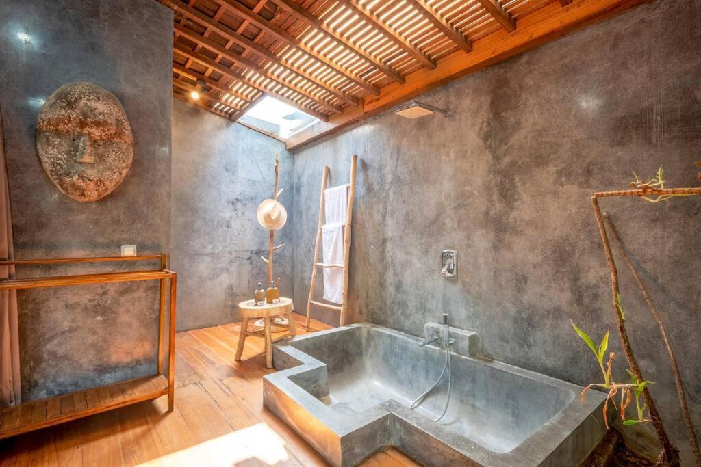 Secret River Villa - Luxury Villa 5 Bedrooms - Kerobokan - Canggu 외부 사진