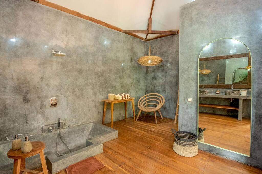 Secret River Villa - Luxury Villa 5 Bedrooms - Kerobokan - Canggu 외부 사진